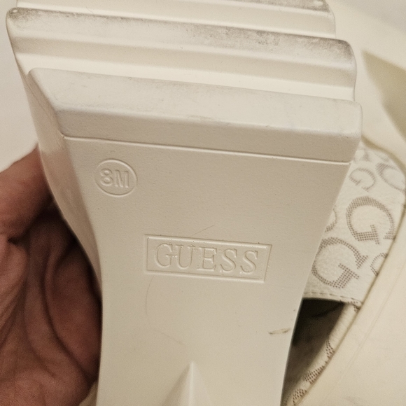 Guess Platform Heels Size 8 White - Picture 8 of 8